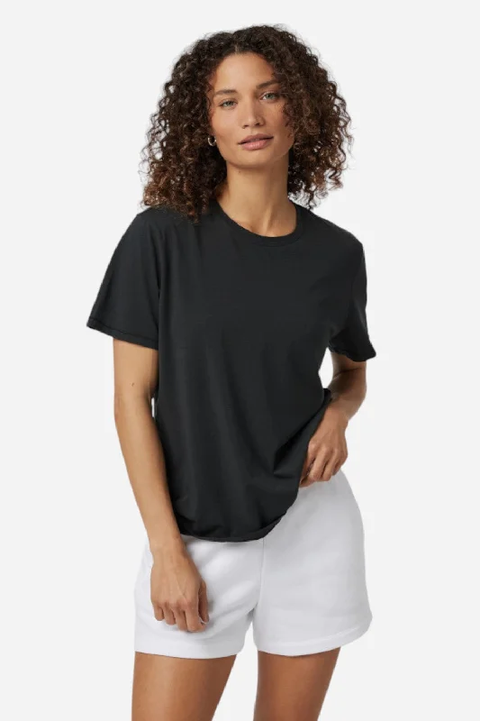 Vuori Feather Tee in Washed Black